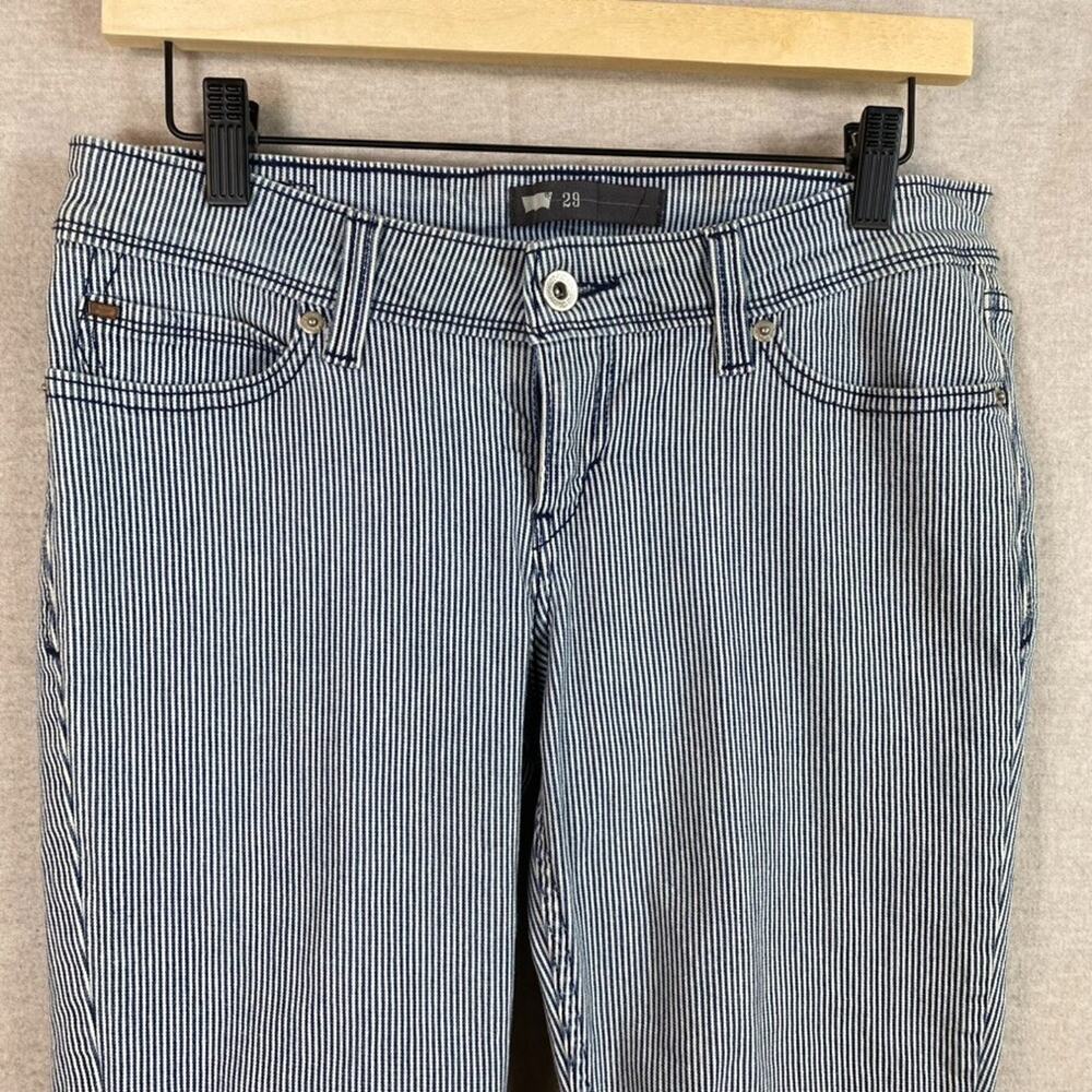 Levis Womens Seersucker Cropped Jeans Capris Size 29 Skinny Pinstripe Preppy - Picture 2 of 11
